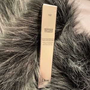 New in box Dior waterproof pro liner 182